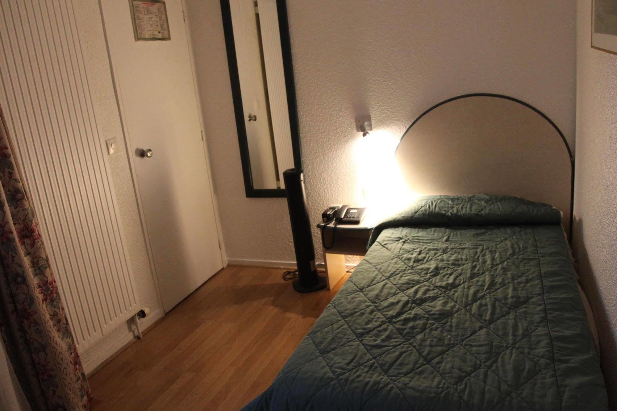 Hotel Royal Bastille Parigi Esterno foto